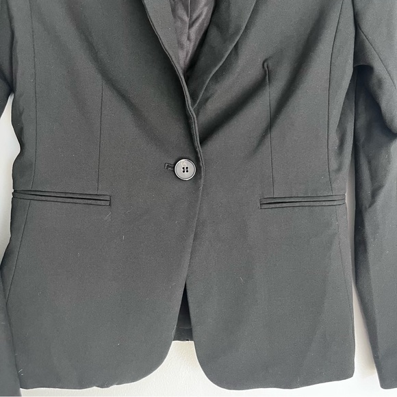 H&M Classic Black Women's Blazer - Picture 5 of 7